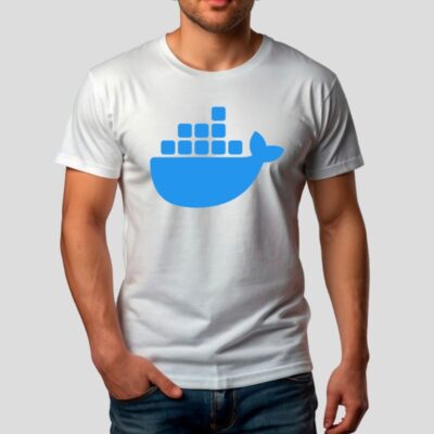 camiseta-docker-blanca-model camiseta-docker-blanca-model